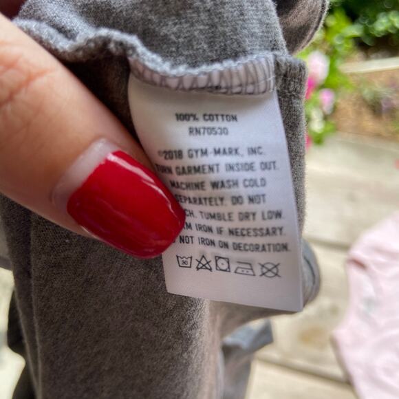 Crazy 8 Girls Tee TShirt Top T Shirt Size S 5 6 Gray Unicorn Pink Sequins - Picture 8 of 8